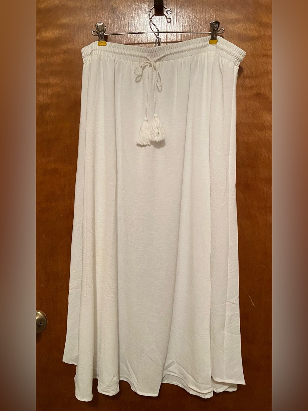Plus Size White Midi Skirt
